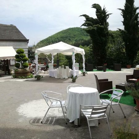 Hotel Il Volturino Calvello Eksteriør billede