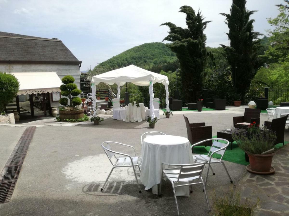 Hotel Il Volturino Calvello Eksteriør billede